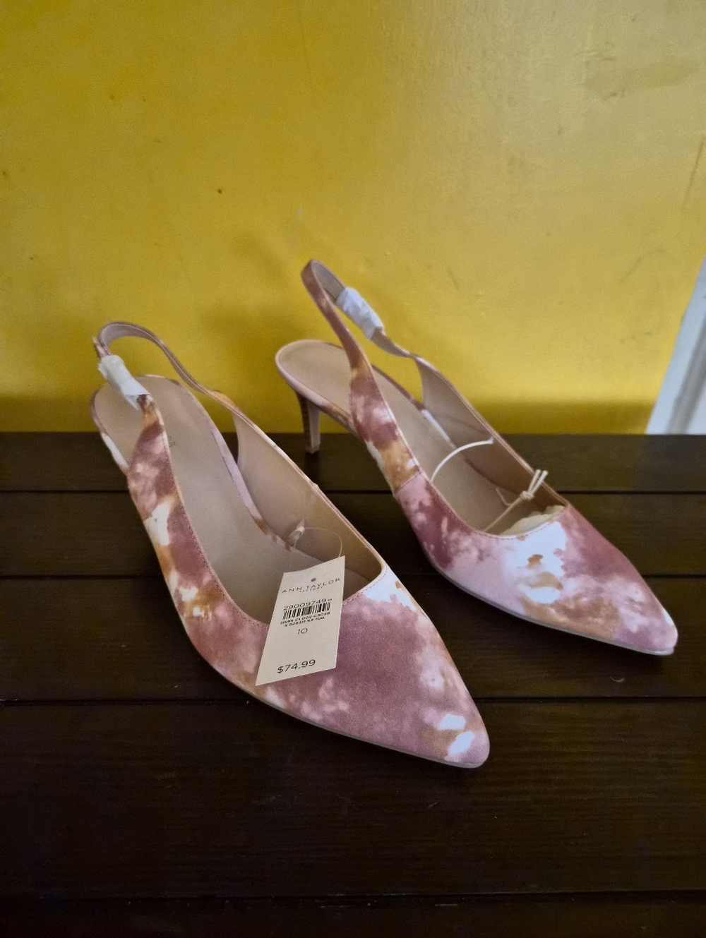 Ann Taylor Women's Slingback Pointed Toe Flats - Pink Tie-Dye New With Tags. - Picture 3 of 3